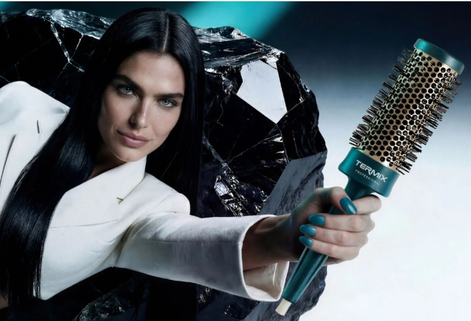 Cepillo profesional Termix Aurora para brushing con tecnología cerámica e ionizada