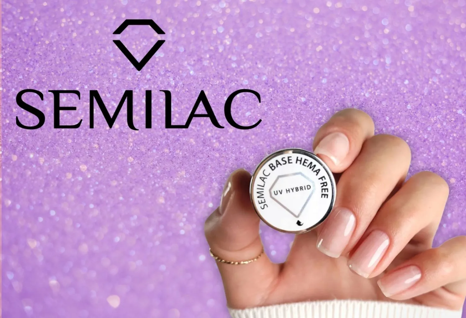 Producto Semilac base HEMA Free para uñas semipermanentes sostenido en la mano