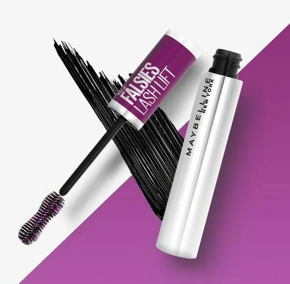Máscara de pestañas Maybelline Falsies Lash Lift con efecto lifting y volumen para unas pestañas más largas y curvadas.