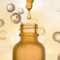Sérums con péptidos biomiméticos: la nueva era estética