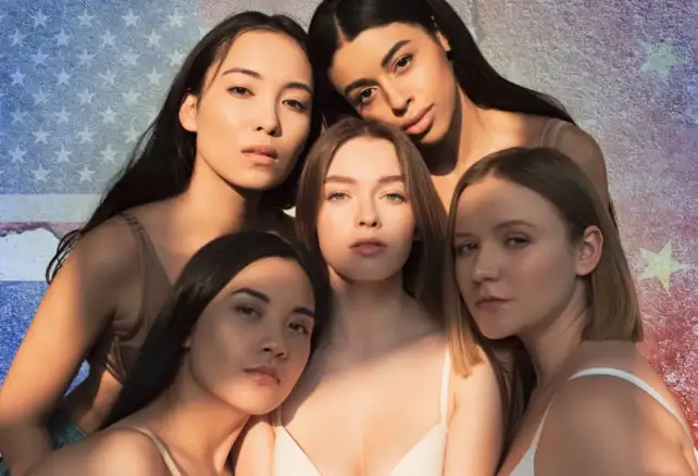 Grupo de mujeres de diferentes orígenes étnicos representando la diversidad y la inclusión en la industria global de la belleza y la cosmética.