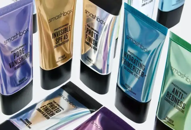 Gama de primers Smashbox Photo Finish con diferentes versiones para difuminar poros, hidratar, corregir rojeces, alisar la piel y proteger con SPF.