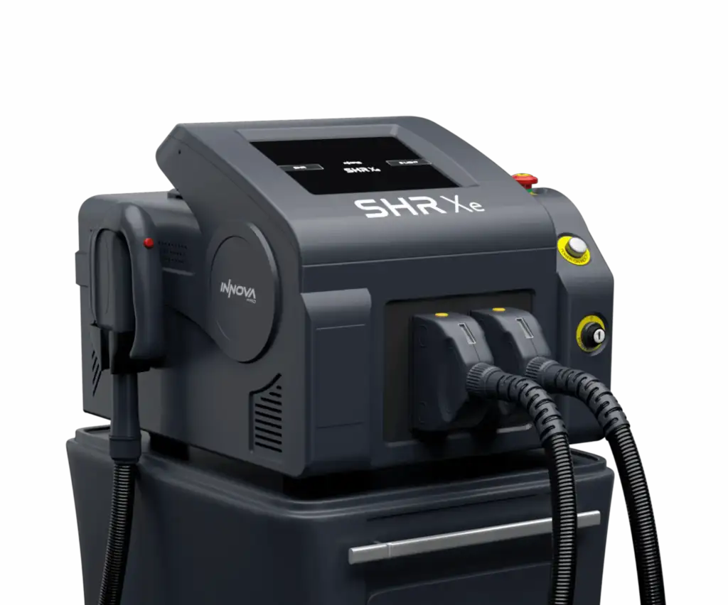 Equipo SHR Xe Innovapro de aparatología estética profesional Equipo SHR Xe Innovapro de aparatología estética profesional con pantalla y aplicadores