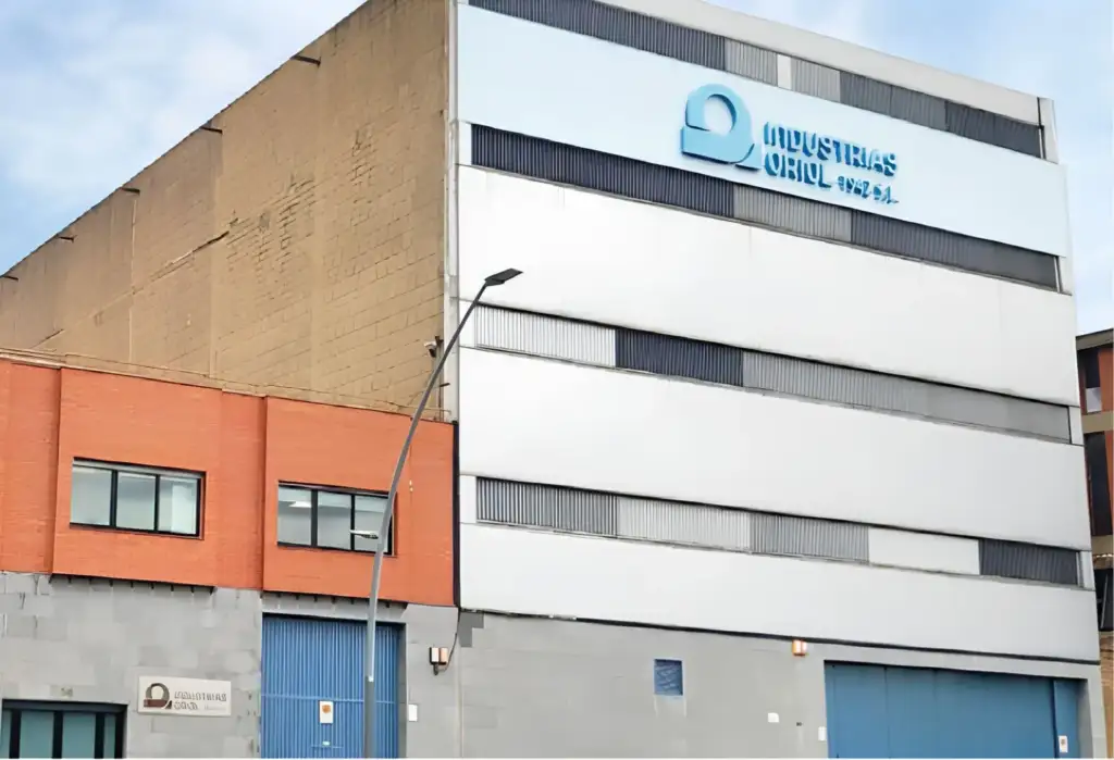 Fábrica de Industrias Oriol, fabricante español de cosmética capilar profesional