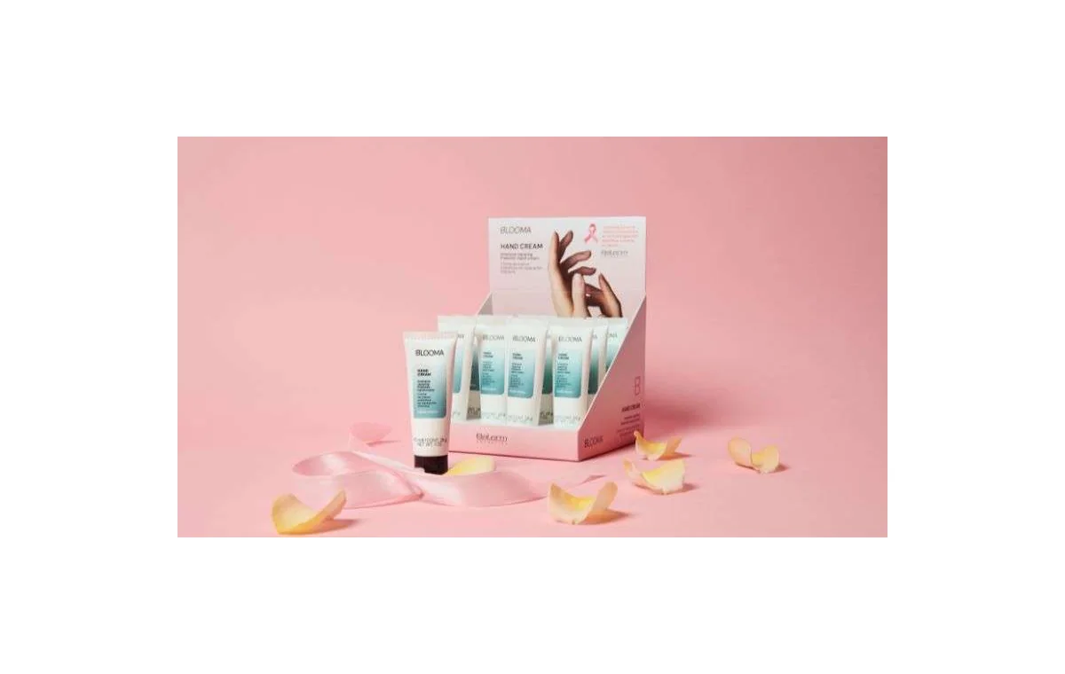 Expositor oficial de la crema Blooma en la Campaña Pink de Salerm Cosmetics