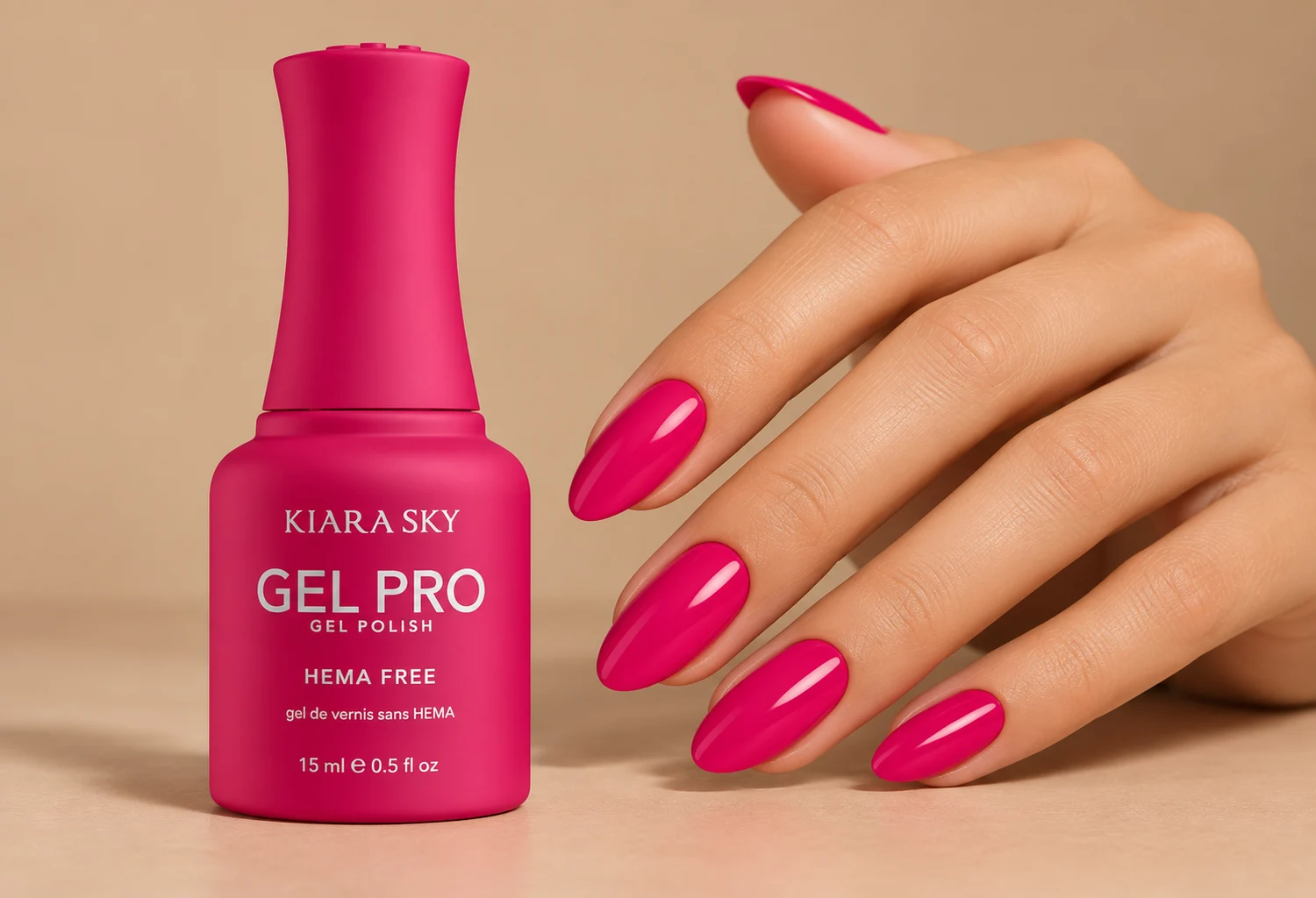 Frasco fucsia Kiara Sky Gel Pro junto a una manicura del mismo color