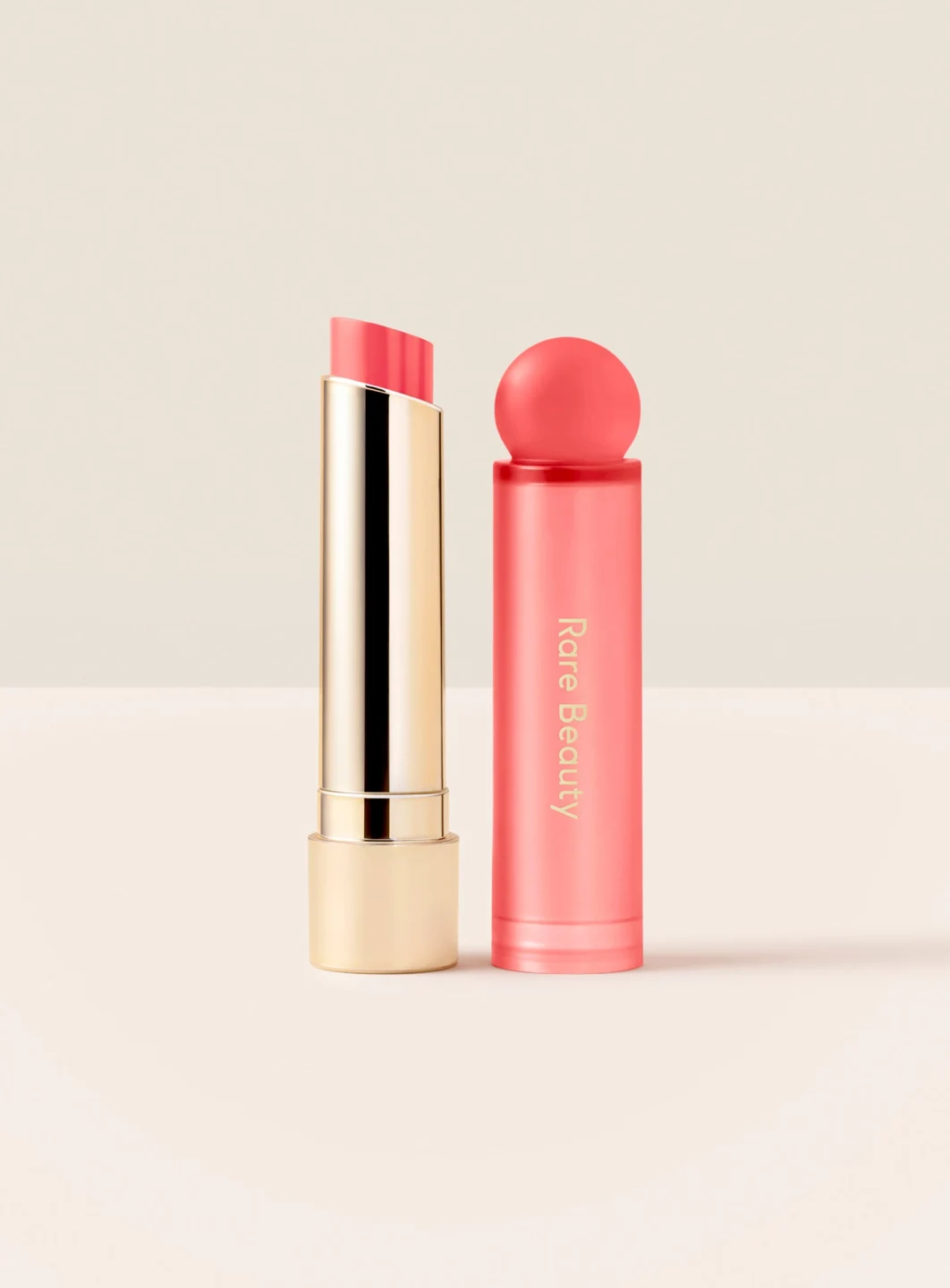 Barra Soft Pinch Lip Oil Stick de Rare Beauty en tono Wish