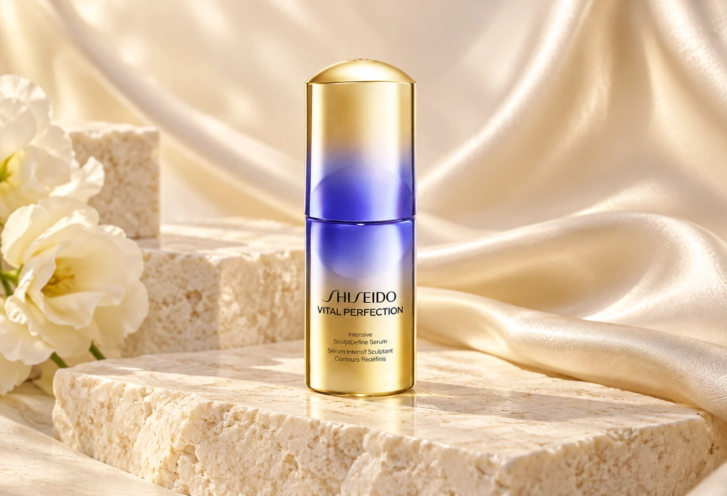 Shiseido Vital Perfection Intensive SculptDefine Serum con su envase reconocible