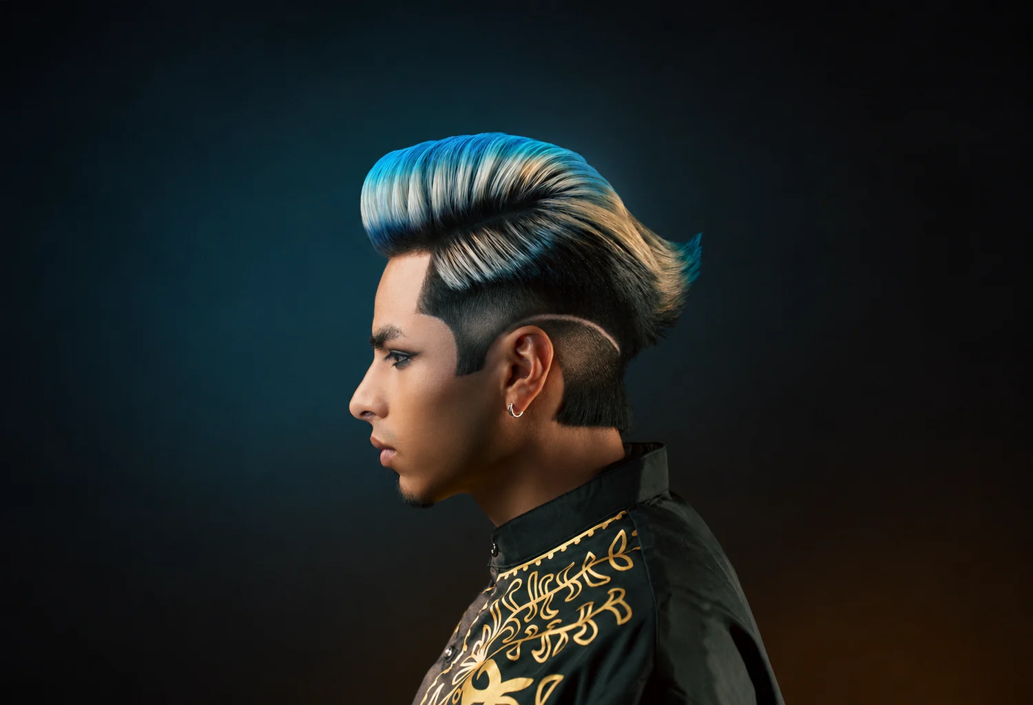 Perfil con corte creativo y volumen superior del material oficial de PBA NAHA