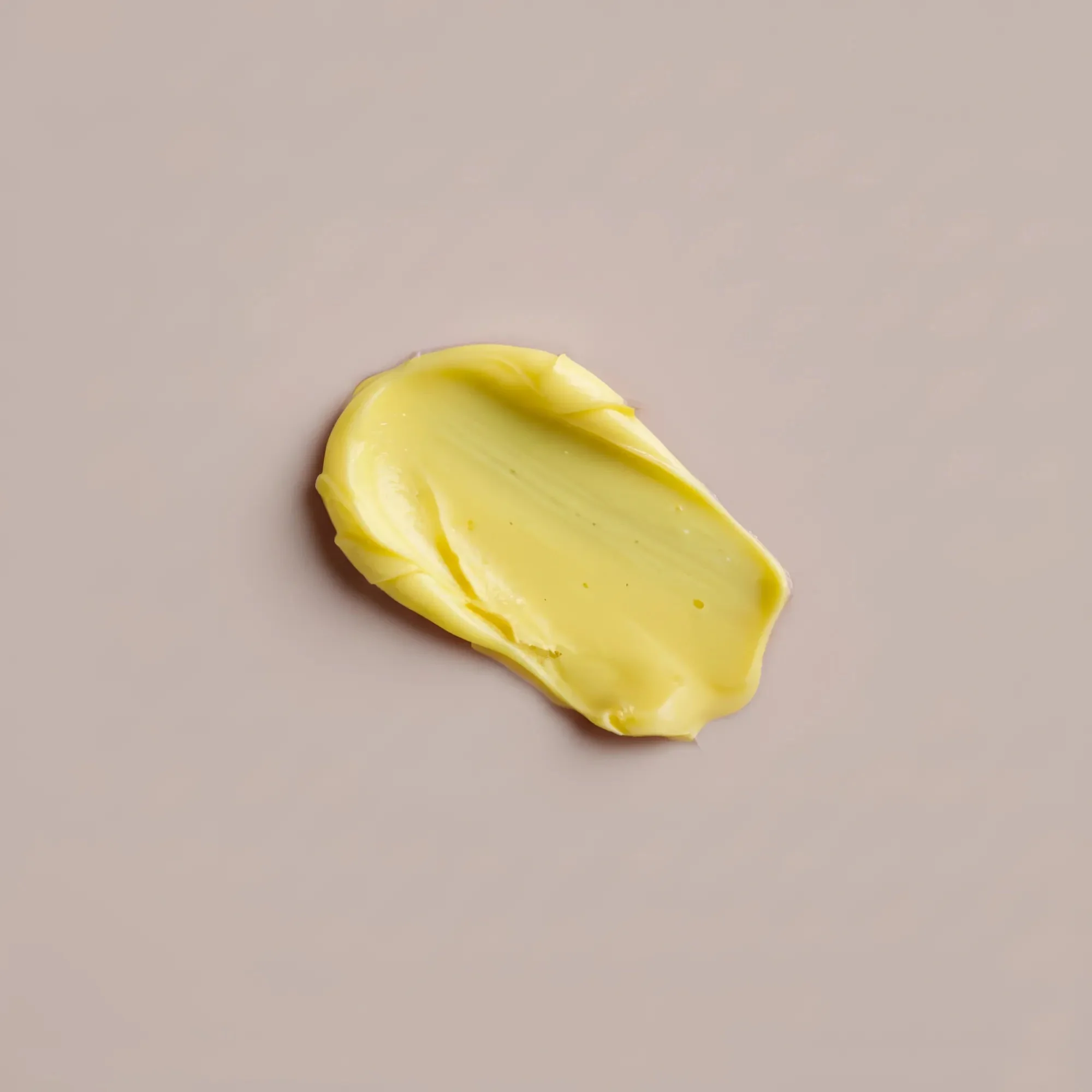 Textura amarilla del sérum Retin-A Night de Byoode